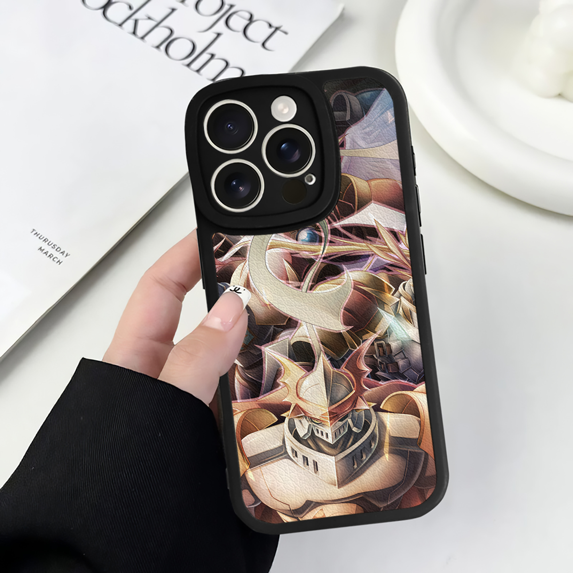（画像用） Digimon デジタルモンスター/デジモン 【iPhone 16シリーズ対応】シリコンスマホケース（レザー調） 材質：シリコン